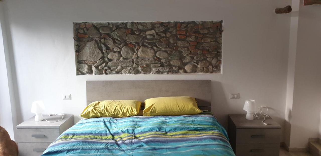 Casa Del Lago Travedona ภายนอก รูปภาพ